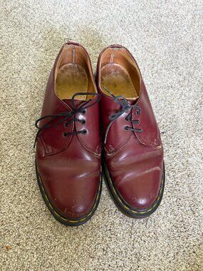 DR. MARTENS Maroon 'Made In England' Vintage Oxfords size 7.5 Men's